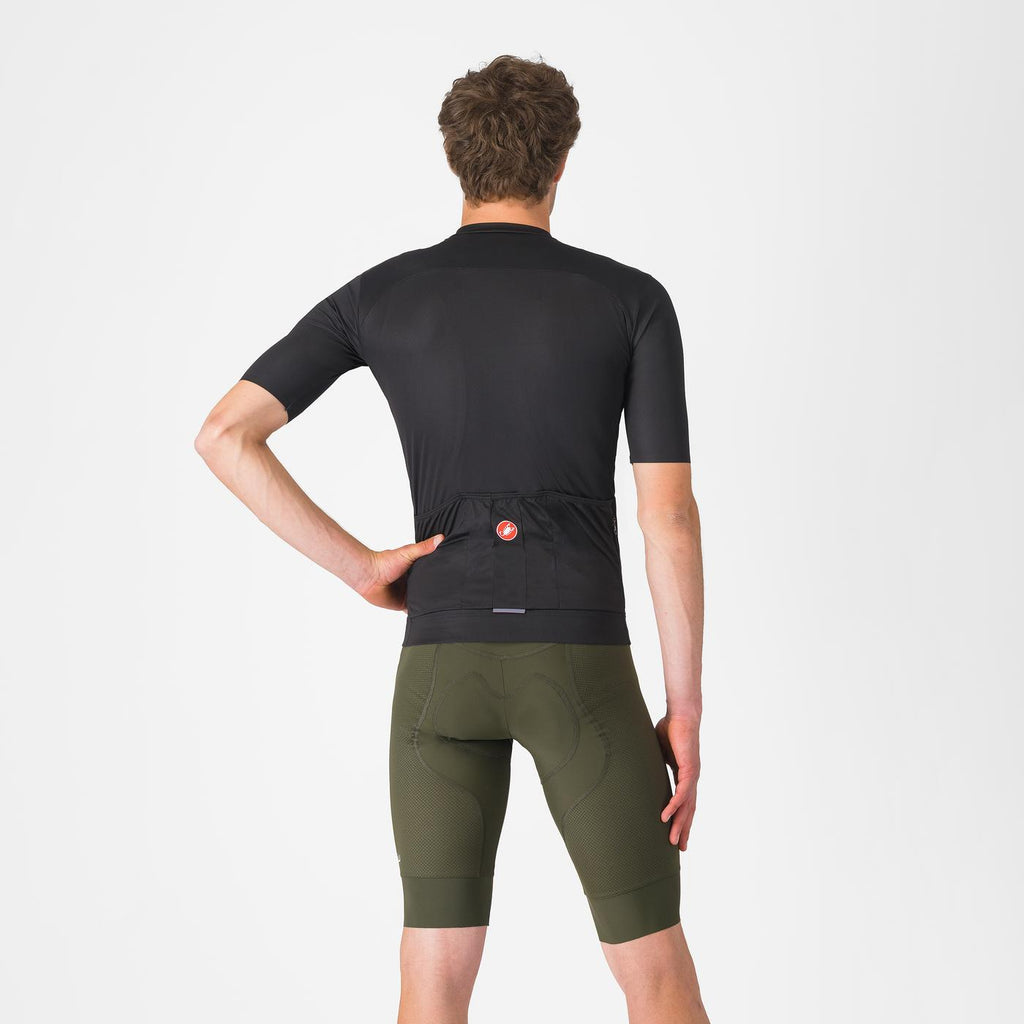 Tejido Affinity Pro Lycra y correas de malla de la calza Castelli Competizione 2 verde que ofrecen ajuste perfecto y alta transpirabilidad