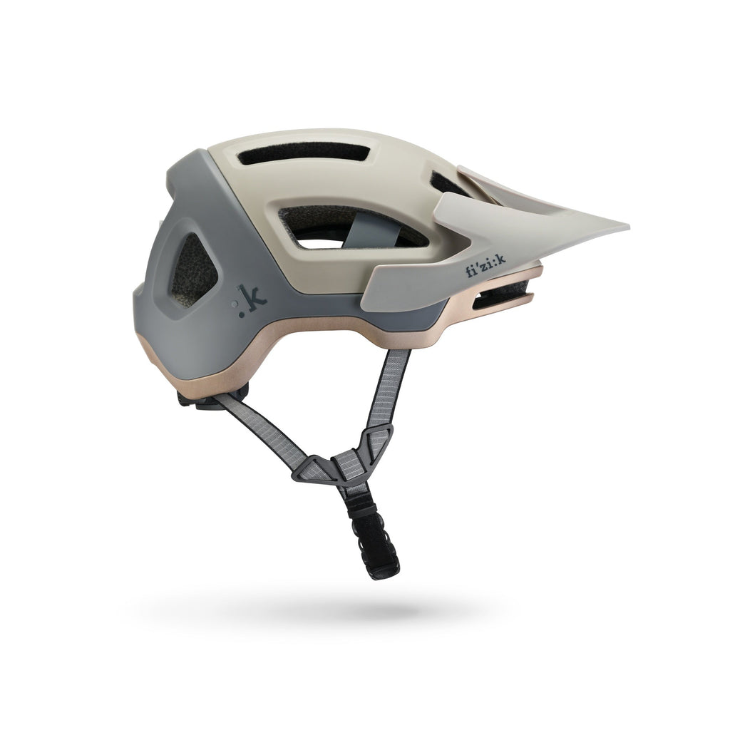 Casco Fizik Kàssis en color Mud/Sand, ideal para ciclismo urbano y mtb