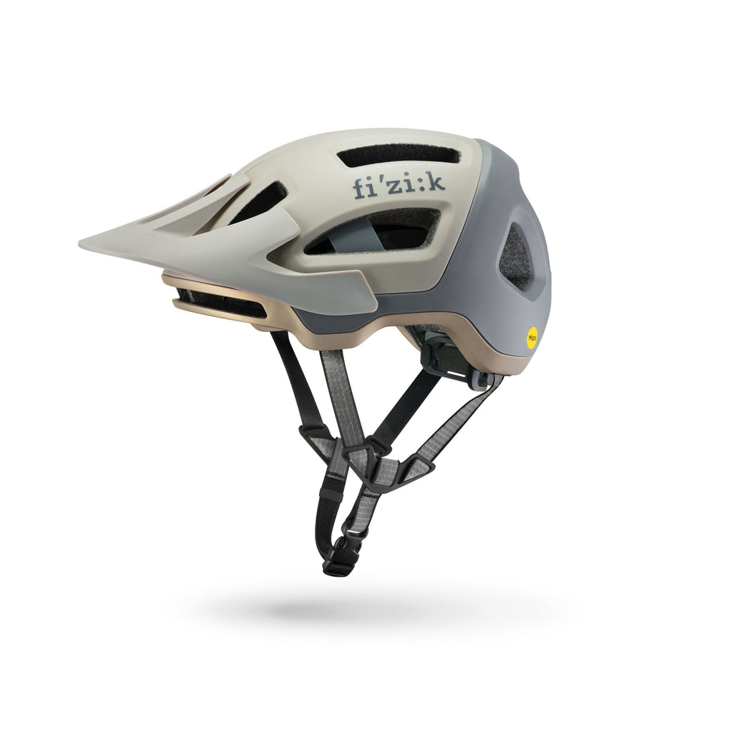 Ajuste ergonómico del casco Fizik Kàssis Mud/Sand para máxima comodidad en cada pedaleada