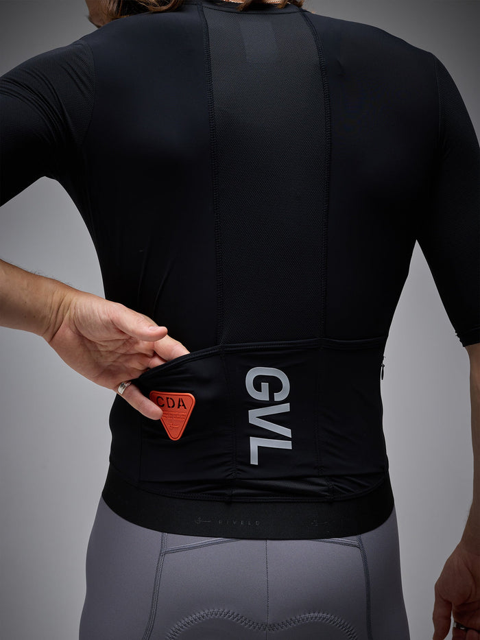 Givelo Tricota C.D.A Black con tela de alto rendimiento y comodidad superior, envío a todo Chile