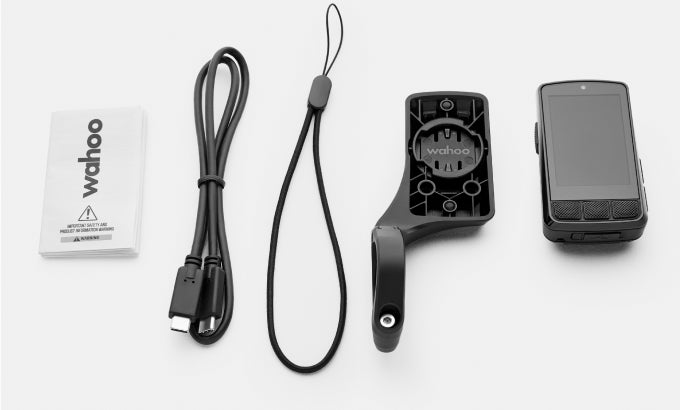 Contenido de la caja del Wahoo ELEMNT BOLT 3 disponible en SERJAF Cycling