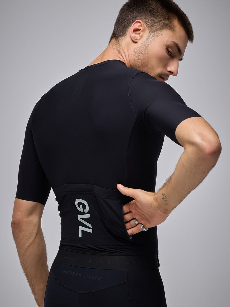 Detalle Tricota Premium y kujo de Ciclismo Unisex Givelo MODERN CLASSIC Negro