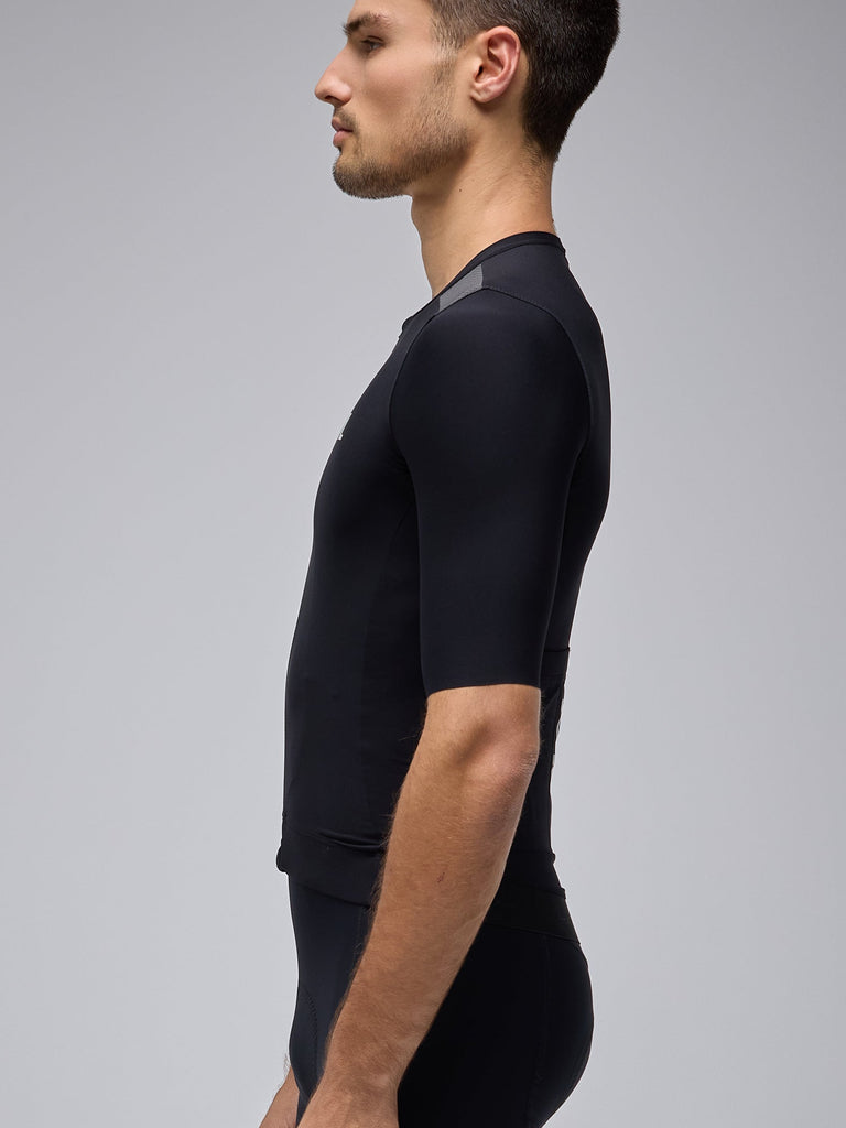 Tricota Negra Elegante y transpirable paa ciclismo marca Givelo MODERN CLASSIC