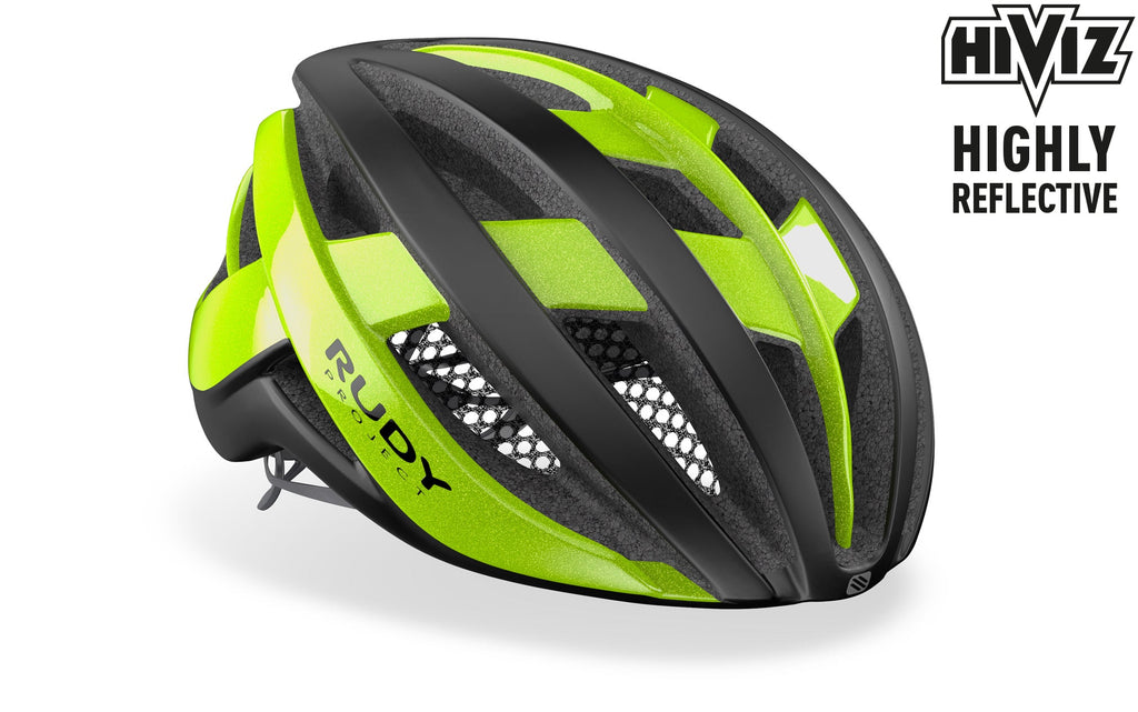 Casco con materiales de absorción de impacto para mayor protección