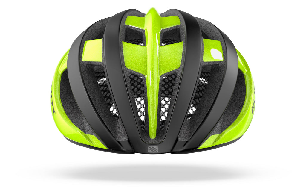 Casco con estructura optimizada para estabilidad en la cabeza