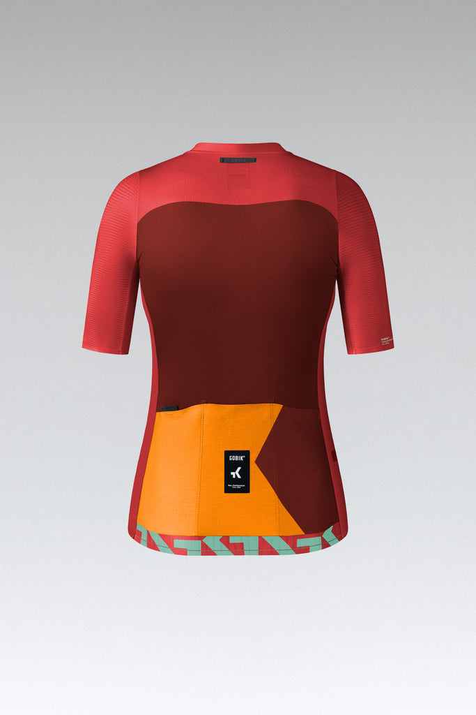 Descubre la Tricota Gobik Attitude 2.0 Mujer Barberry en Serjaf Cycling Chile y destaca en tus rutas