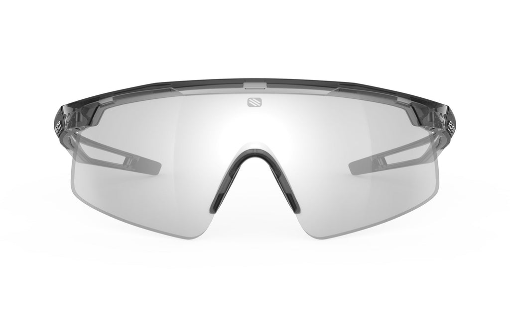 Anteojos Turbolence con diseño aerodinámico y ajuste ergonómico.