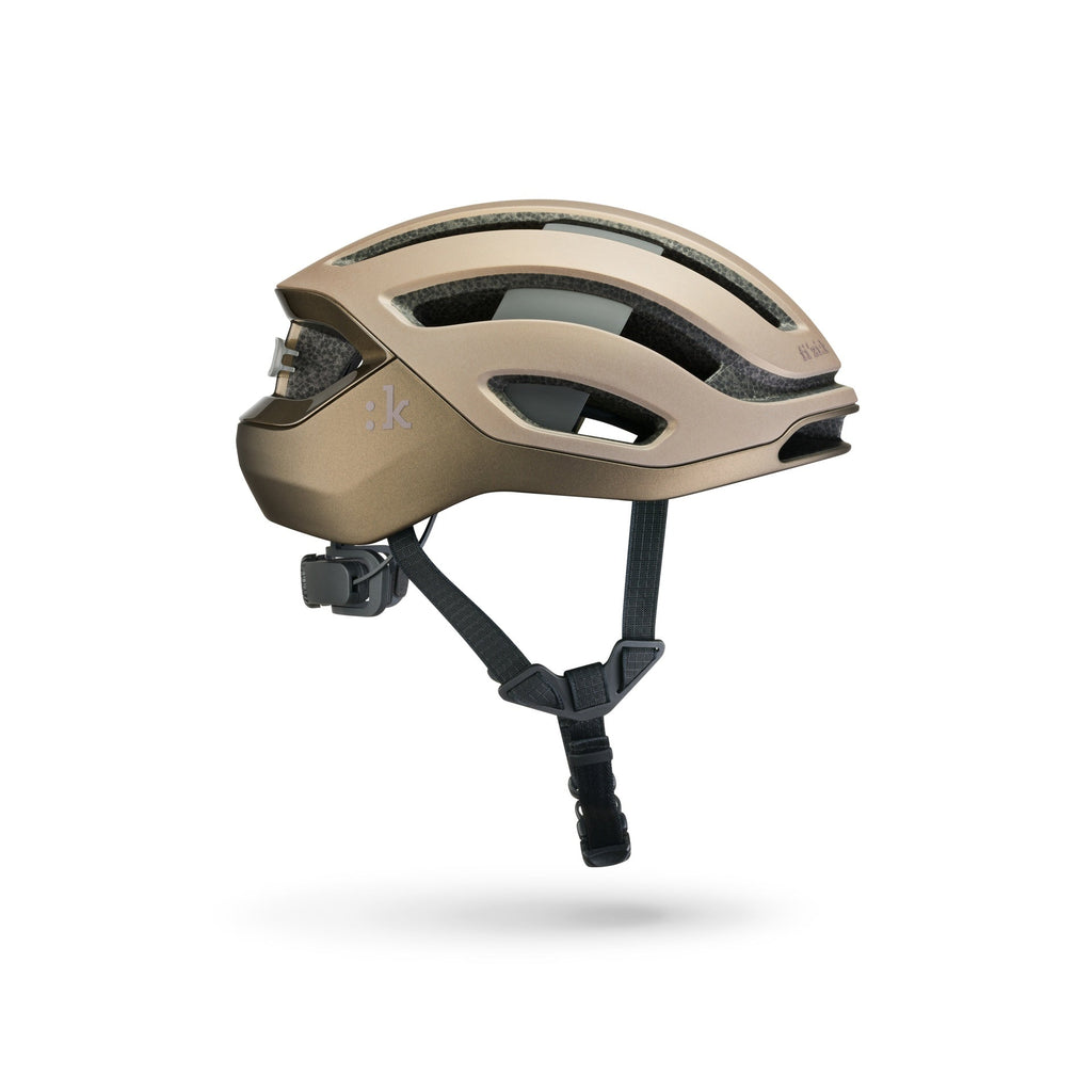 Casco de ciclismo Fizik Kudo Bronze con sistema MIPS y ventilación avanzada